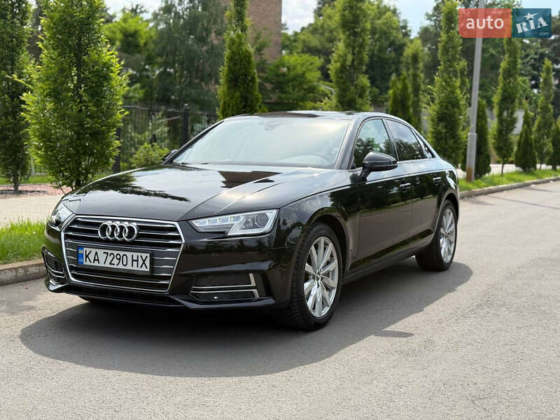 Седан Audi A4 2016 в 