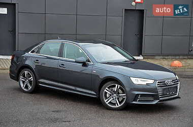 Седан Audi A4 2017 в 
