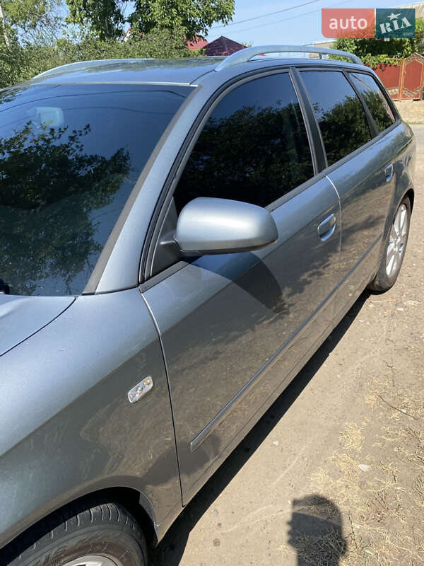 Универсал Audi A4 2005 в Беляевке