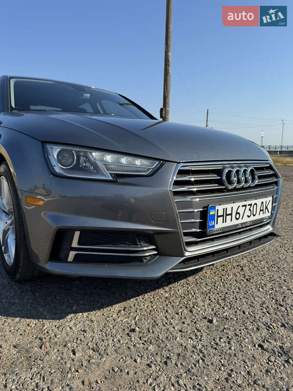 Седан Audi A4 2017 в Одессе