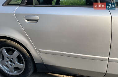 Седан Audi A4 2002 в 