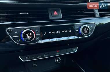 Седан Audi A4 2020 в 