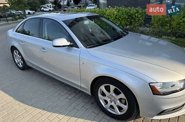 Седан Audi A4 2012 в 