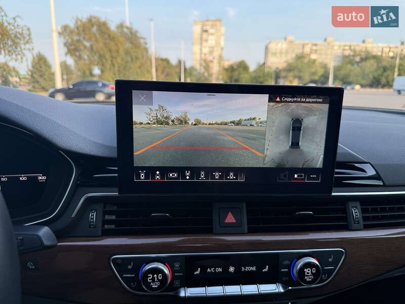 Седан Audi A4 2020 в Запорожье