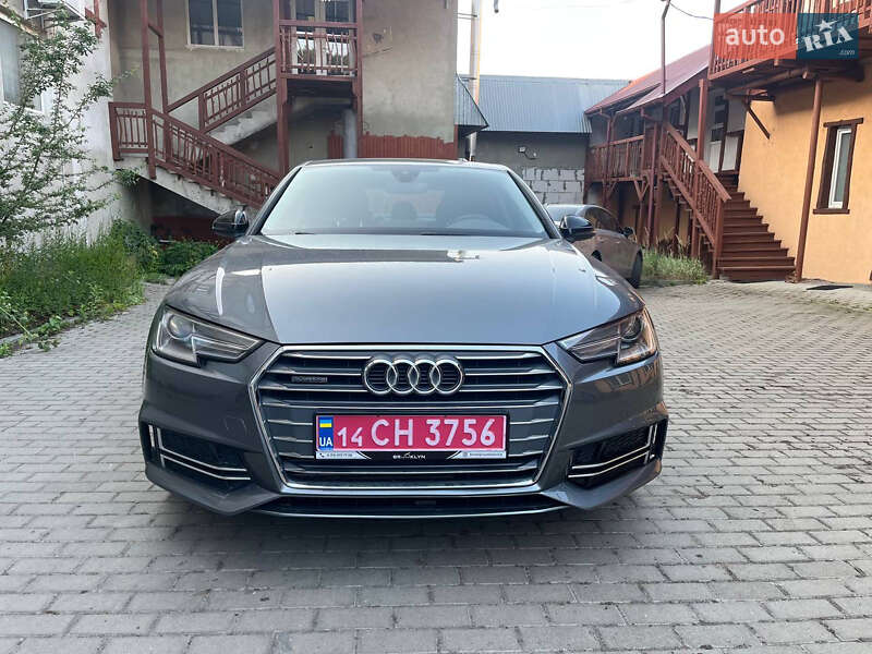 Седан Audi A4 2016 в Львове