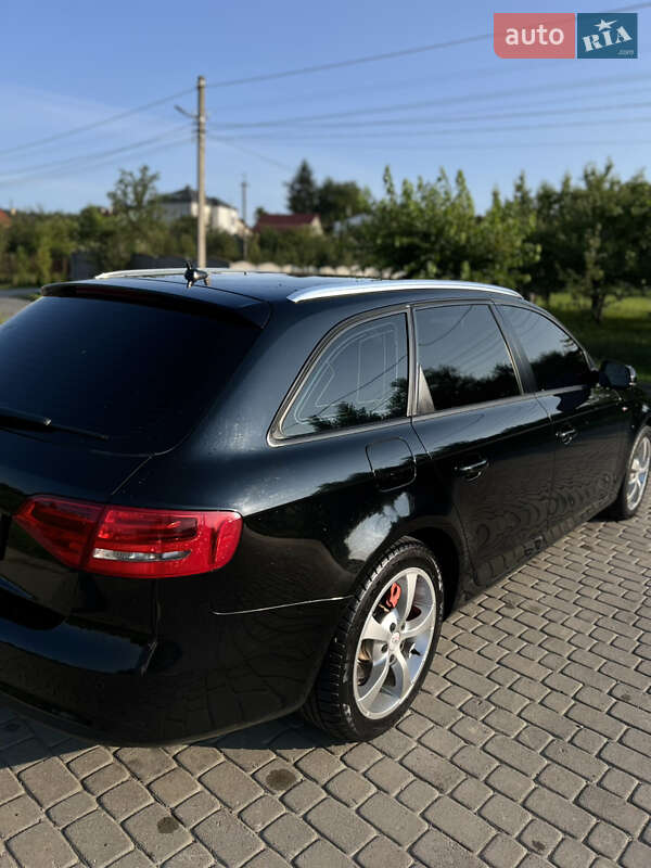 Универсал Audi A4 2012 в Львове