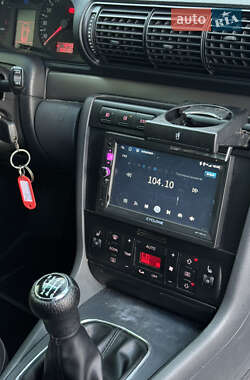 Универсал Audi A4 1999 в 