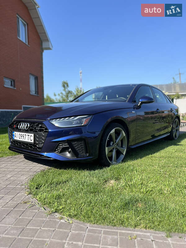 Седан Audi A4 2023 в Киеве