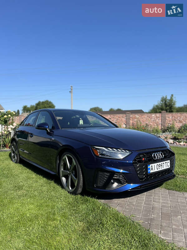 Седан Audi A4 2023 в Киеве
