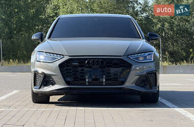 Седан Audi A4 2023 в 