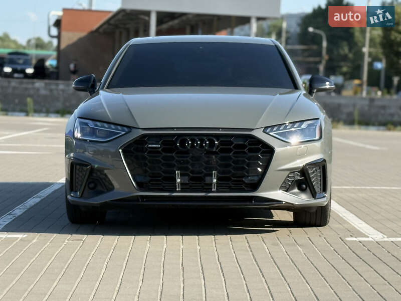 Седан Audi A4 2023 в Киеве