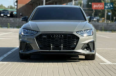Седан Audi A4 2023 в 