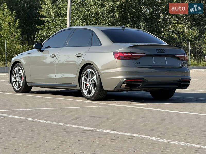 Седан Audi A4 2023 в Киеве