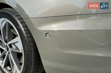 Седан Audi A4 2023 в 