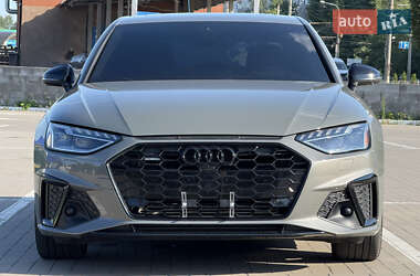 Седан Audi A4 2023 в 