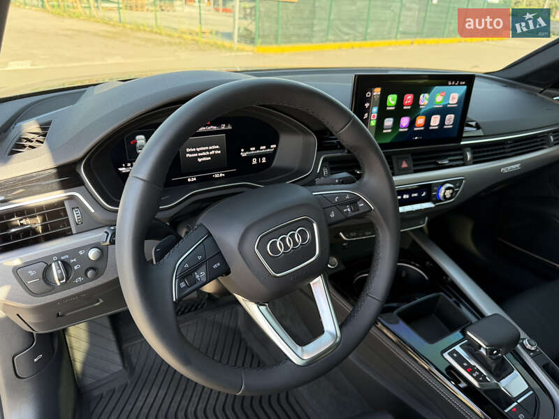 Седан Audi A4 2023 в Киеве