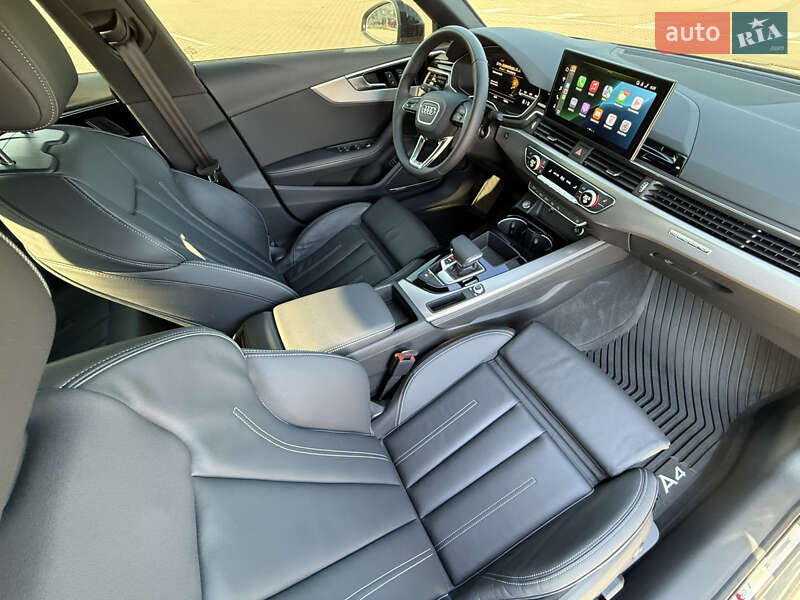 Седан Audi A4 2023 в Киеве