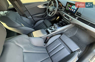 Седан Audi A4 2023 в 