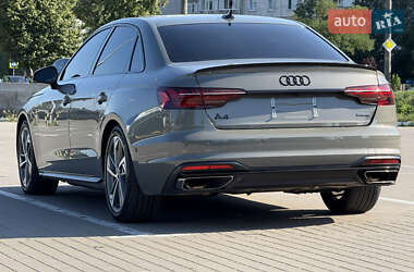 Седан Audi A4 2023 в 