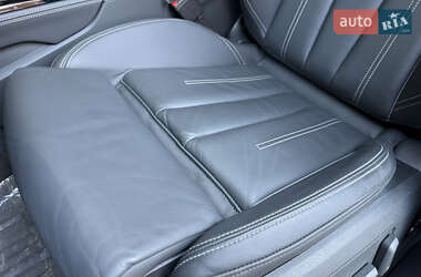 Седан Audi A4 2023 в 