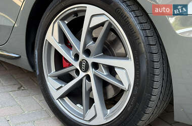 Седан Audi A4 2023 в 