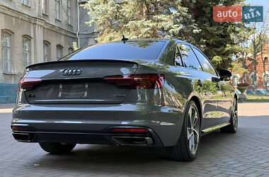Седан Audi A4 2023 в 