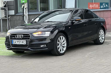 Седан Audi A4 2012 в 