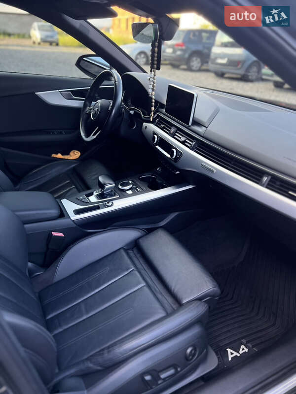 Седан Audi A4 2017 в Виноградове