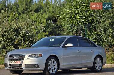 Седан Audi A4 2010 в 