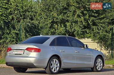 Седан Audi A4 2010 в 