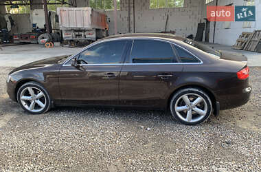 Седан Audi A4 2013 в 
