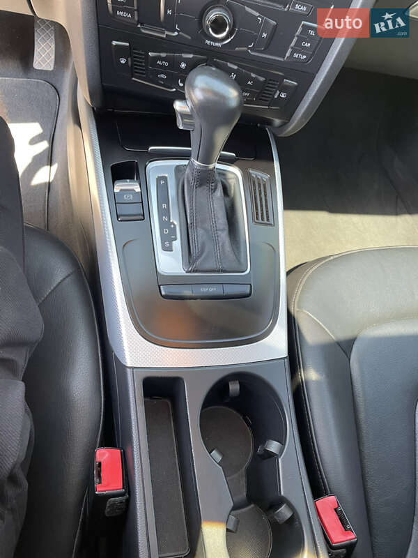 Седан Audi A4 2009 в Тернополе