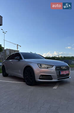 Седан Audi A4 2017 в 