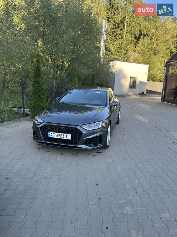 Седан Audi A4 2020 в Яремче