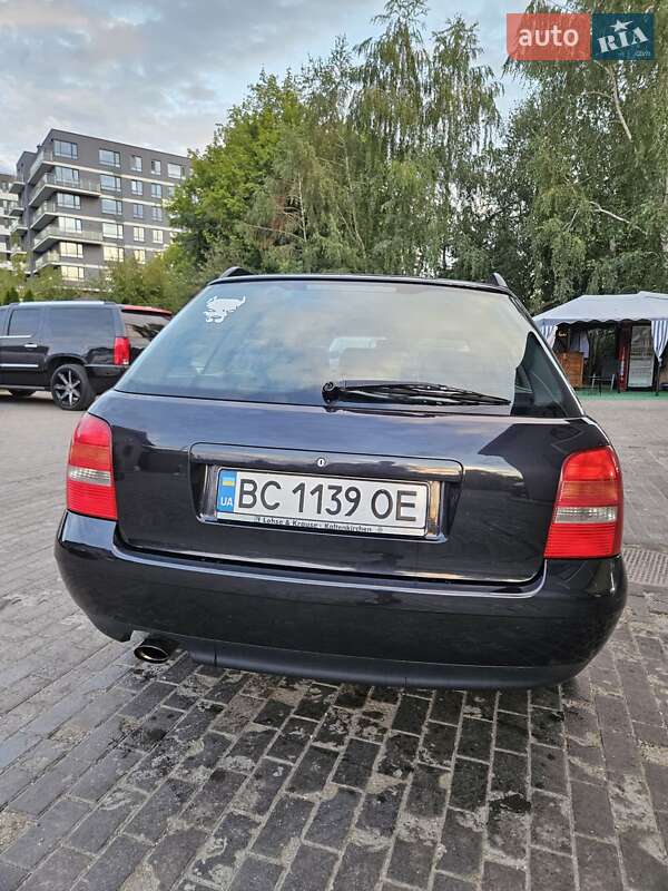 Универсал Audi A4 2000 в Львове