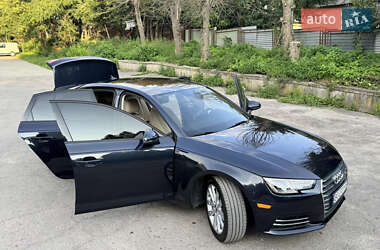Седан Audi A4 2016 в 