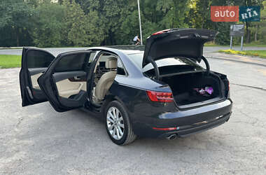 Седан Audi A4 2016 в 