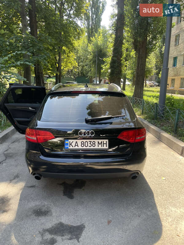Универсал Audi A4 2009 в Киеве