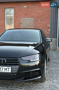 Седан Audi A4 2015 в 