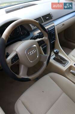 Седан Audi A4 2005 в 