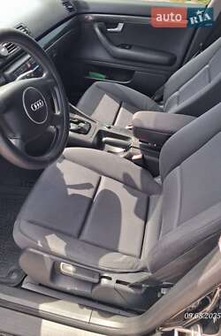 Седан Audi A4 2002 в 