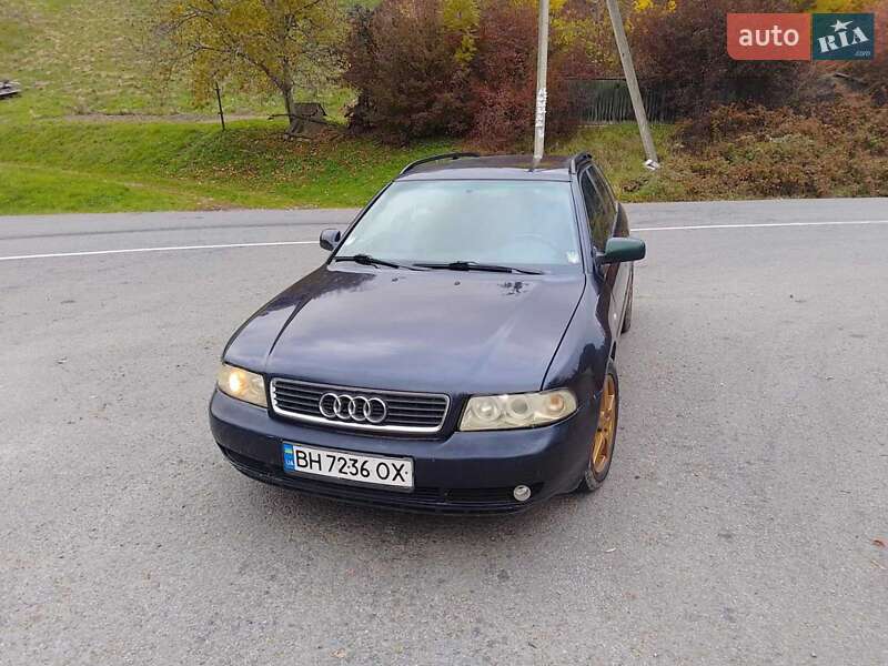 Универсал Audi A4 1999 в Черновцах