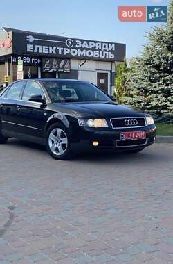 Седан Audi A4 2001 в 