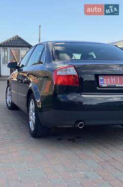 Седан Audi A4 2001 в 