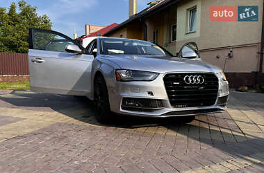 Седан Audi A4 2015 в 