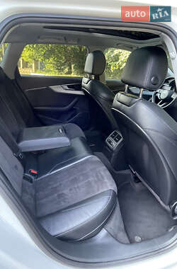 Универсал Audi A4 2017 в 