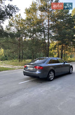 Седан Audi A4 2011 в 