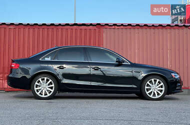 Седан Audi A4 2012 в 