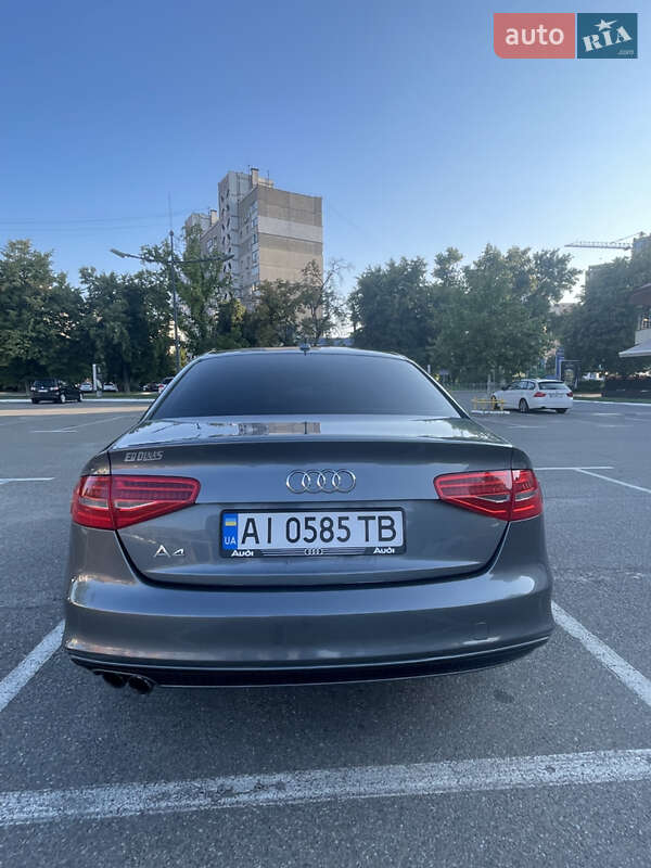 Седан Audi A4 2013 в Броварах