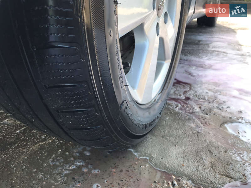 Седан Audi A4 2002 в Гайсине